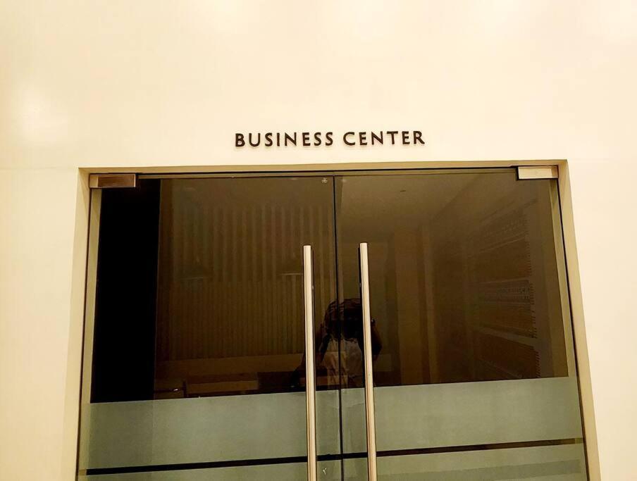 Casa Antonio At Uptown Parksuites Tower One Bgc マニラ市 エクステリア 写真