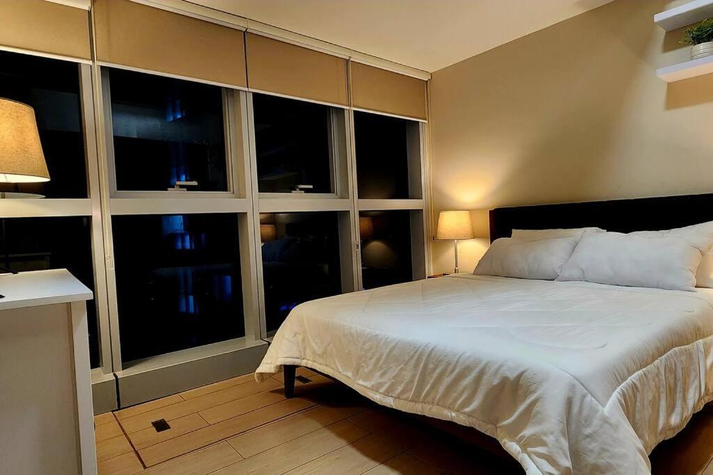 Casa Antonio At Uptown Parksuites Tower One Bgc マニラ市 エクステリア 写真
