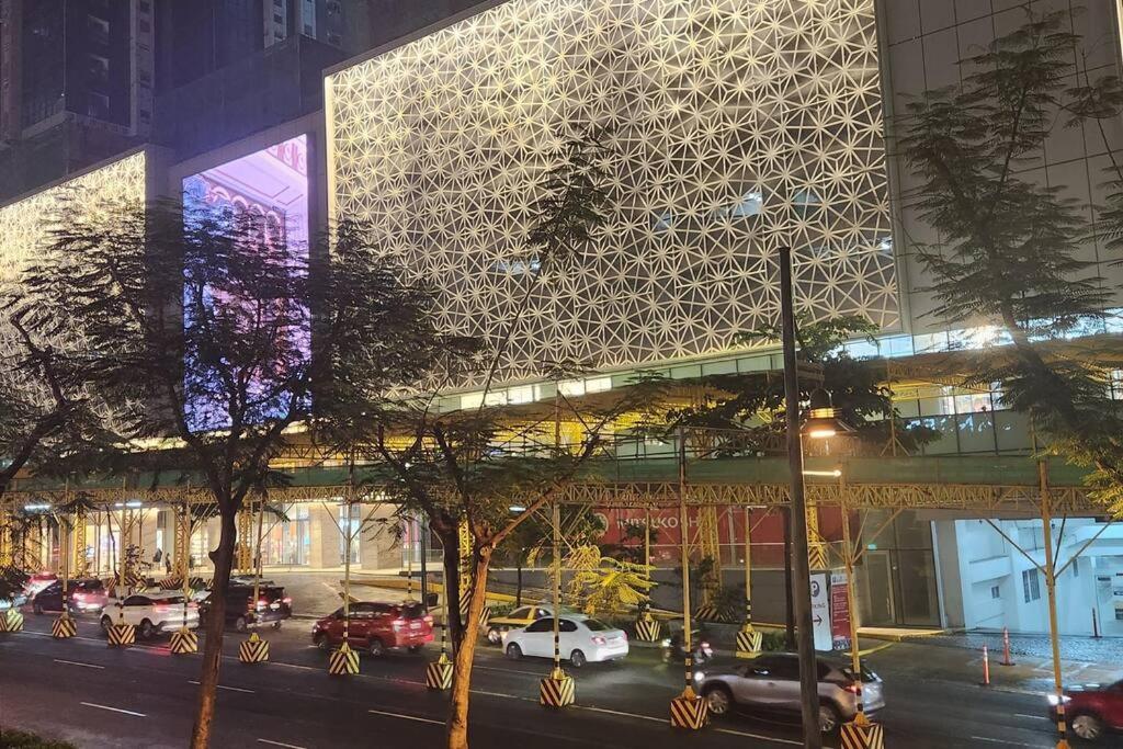 Casa Antonio At Uptown Parksuites Tower One Bgc マニラ市 エクステリア 写真